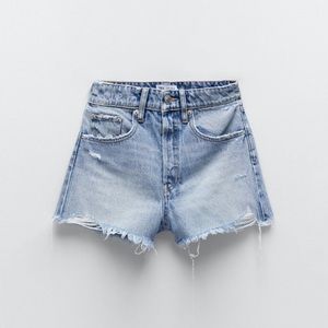 Zara Frayed Hi Rise Light Denim Shorts